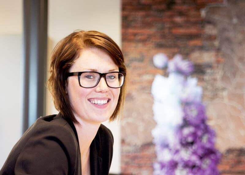 Rosanne van Staalduinen gebruikt de Nanda urenregistratie app voor het bijhouden van haar gewerkte uren